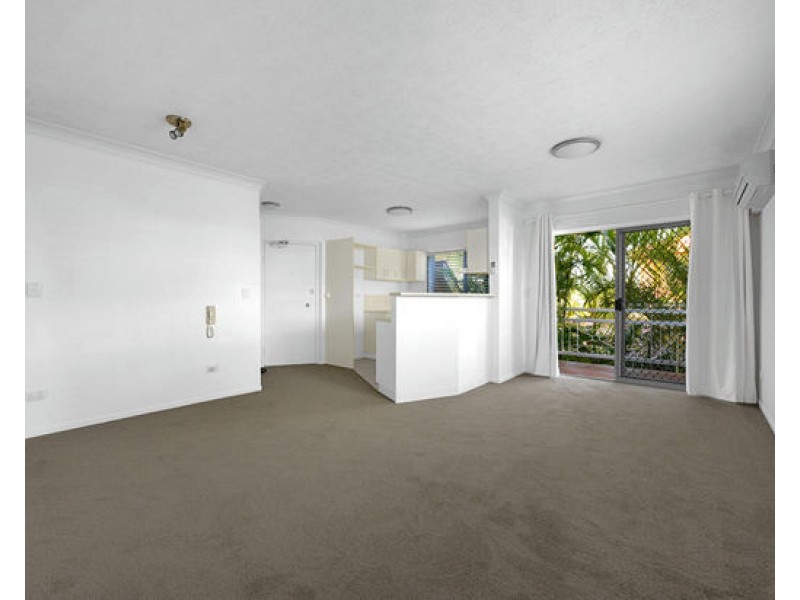 7/2 Surrey Street, Nundah QLD 4012