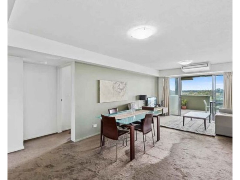 1302 111 Lindfield Road,, Helensvale QLD 4212