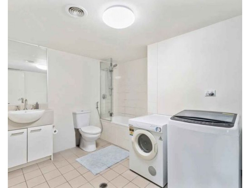 1302 111 Lindfield Road,, Helensvale QLD 4212