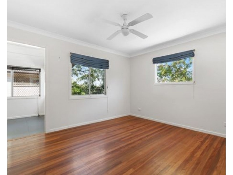 29 Violet Street, Everton Hills QLD 4053