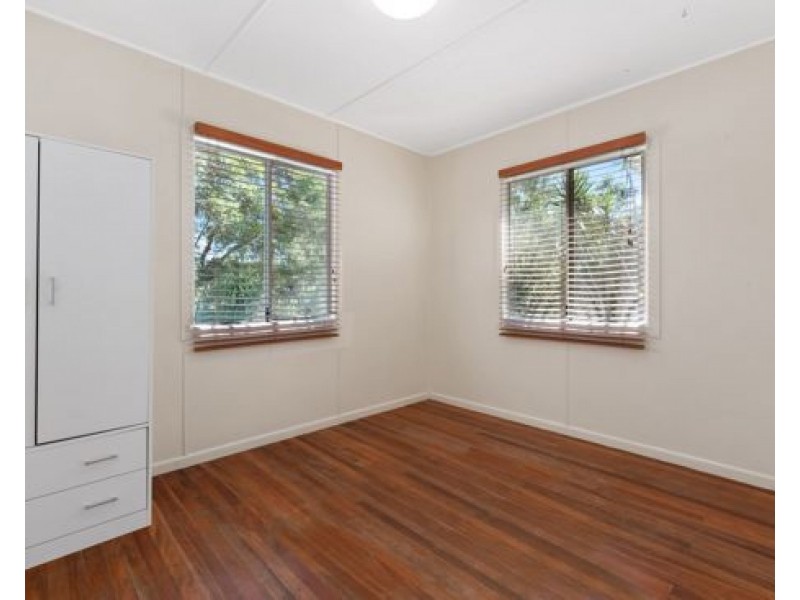 29 Violet Street, Everton Hills QLD 4053