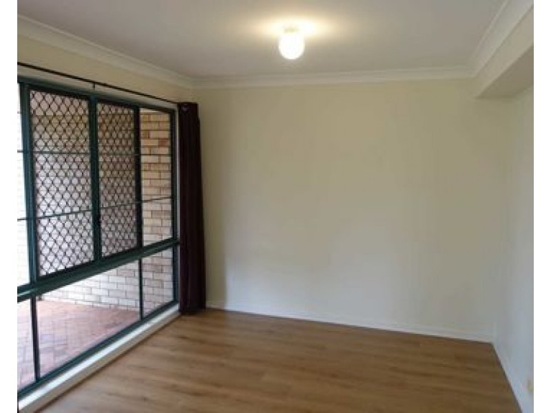 1 Hampshire Ct, Calamvale QLD 4116