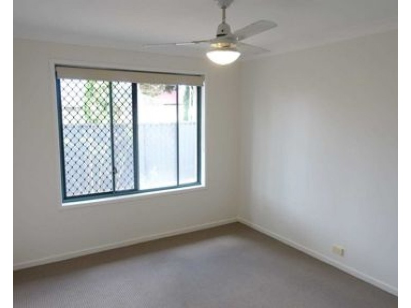 1 Hampshire Ct, Calamvale QLD 4116