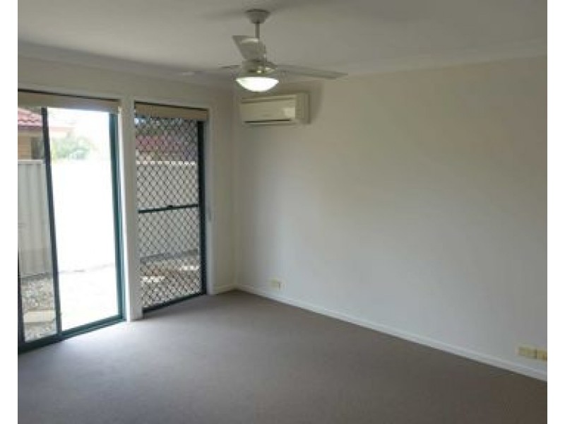 1 Hampshire Ct, Calamvale QLD 4116