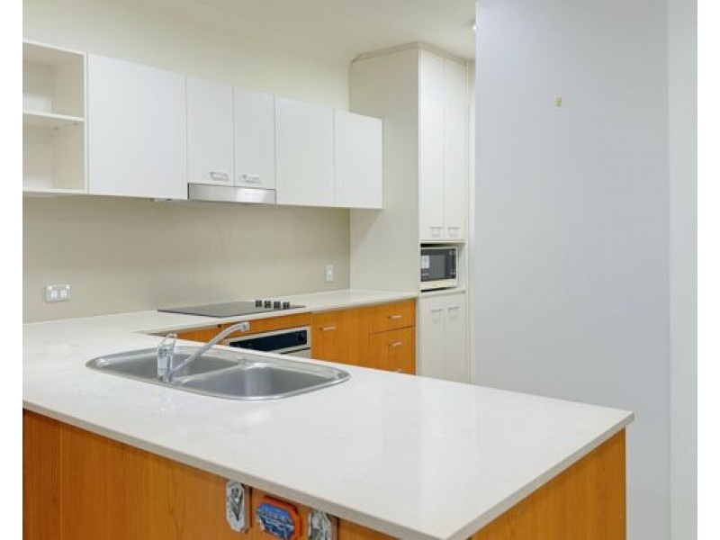 Unit 25/13-23 Bright Avenue, Labrador QLD 4215