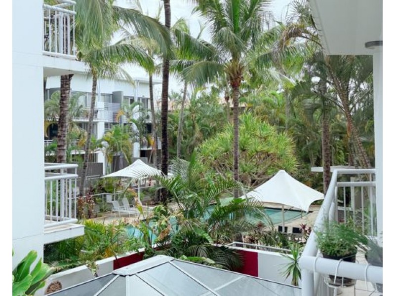 Unit 25/13-23 Bright Avenue, Labrador QLD 4215