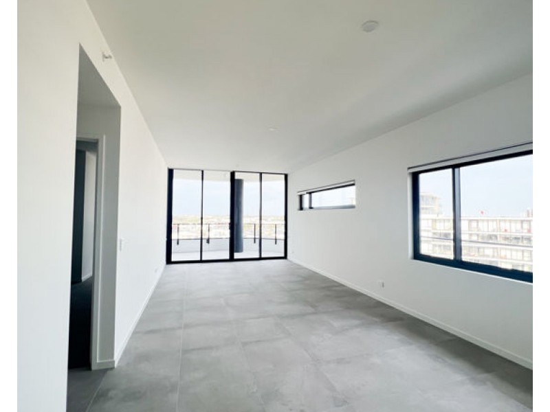 1809/8 SICKLE AVENUE, Hope Island QLD 4212