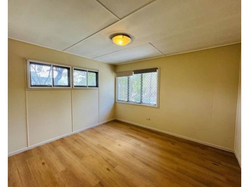 3/104 Eugaree Street, Southport QLD 4215