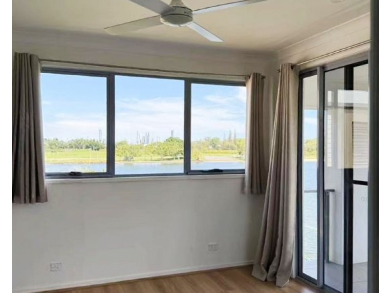 17/3028 The Boulevard, Carrara QLD 4211