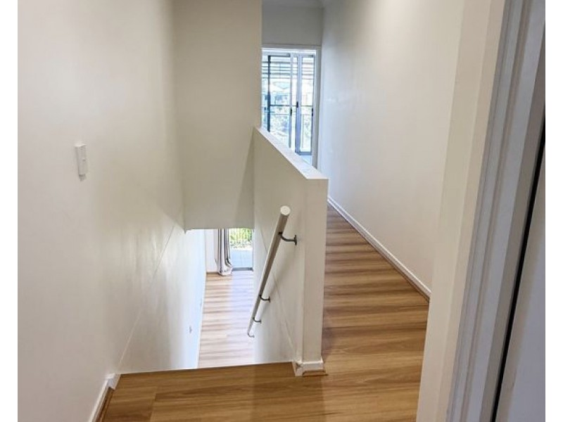 17/3028 The Boulevard, Carrara QLD 4211