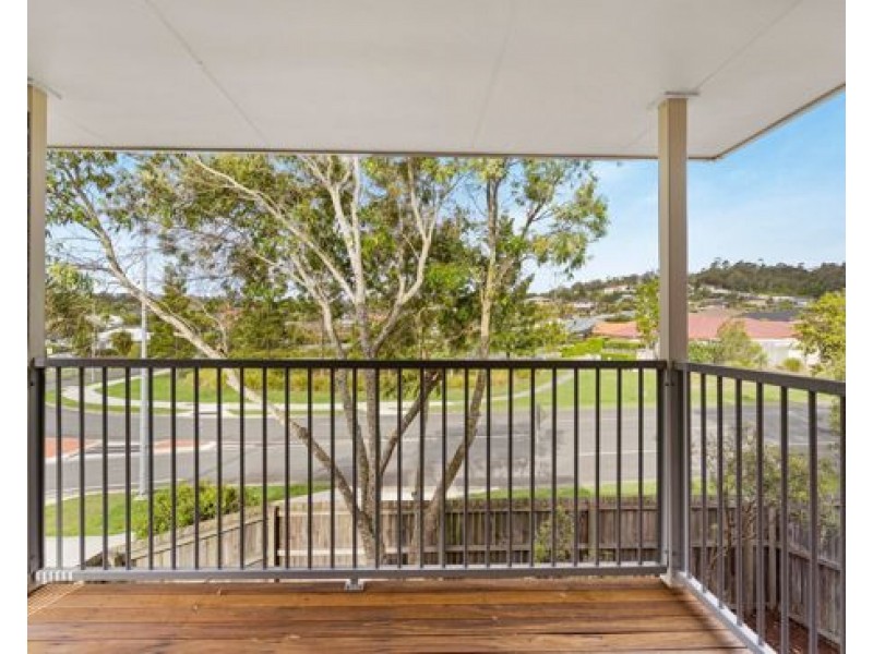 5 /131 McAuley Parade, Pacific Pines QLD 4211