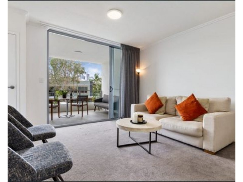 Fully Furnished Lot101/25 Walsh St, Milton QLD 4064