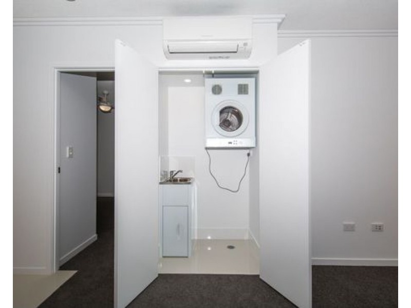 Fully Furnished Lot101/25 Walsh St, Milton QLD 4064