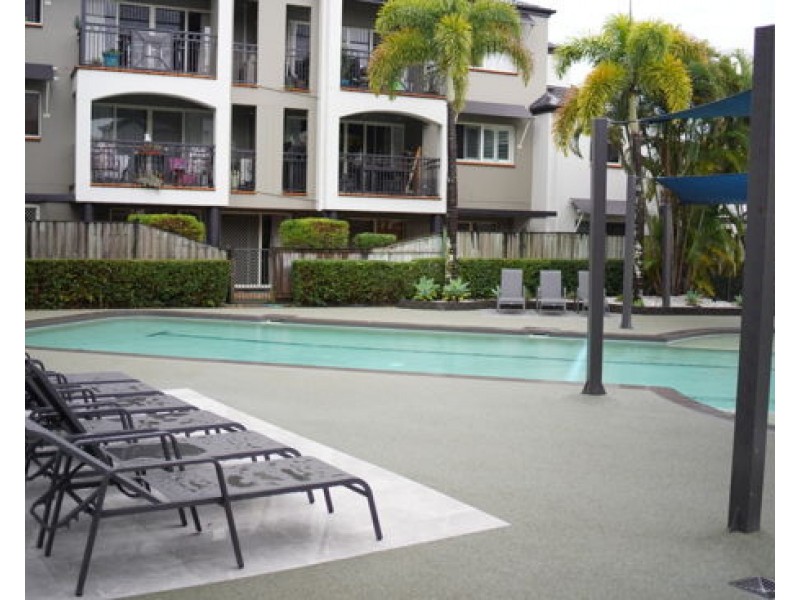 U66 88-98 Limetree Parade, Runaway Bay QLD 4216