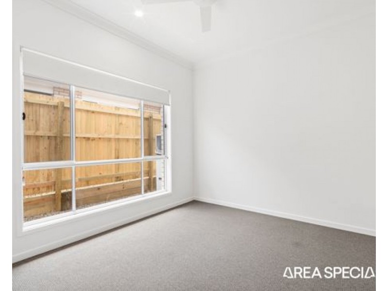 37 Barbeth Road, Greenbank QLD 4124