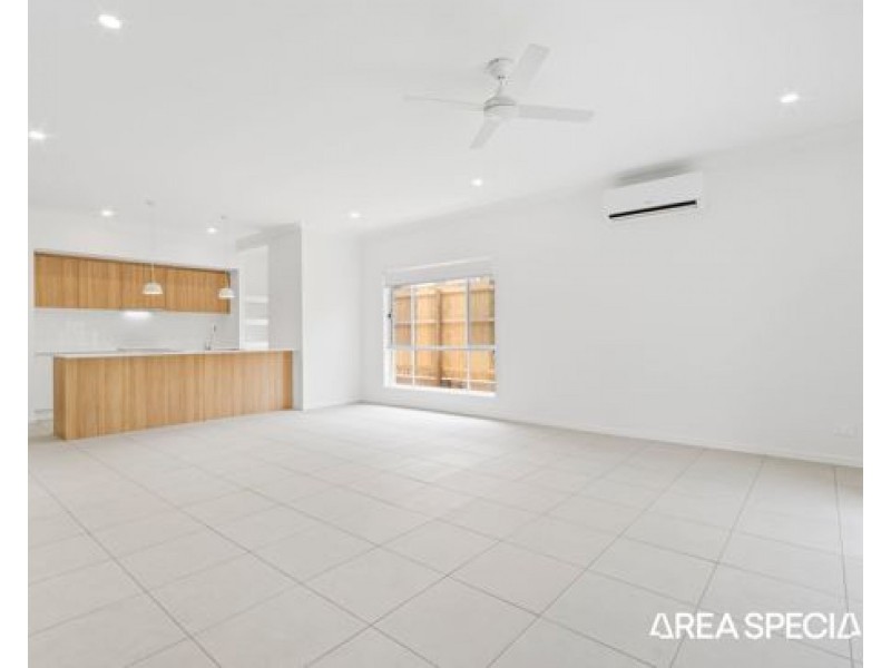 37 Barbeth Road, Greenbank QLD 4124