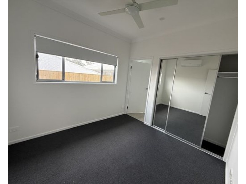15 Mason Cloes, Redbank Plains QLD 4301