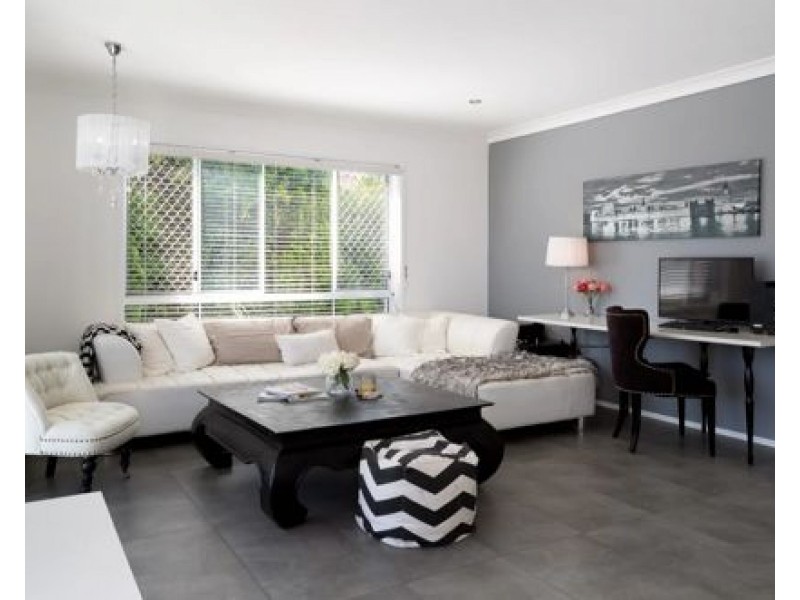 6 Madeleine Ct, Newport QLD 4020