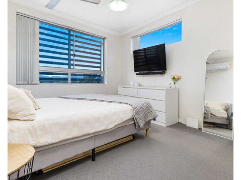 2201 / 3 Main Street, Varsity Lakes QLD 4227