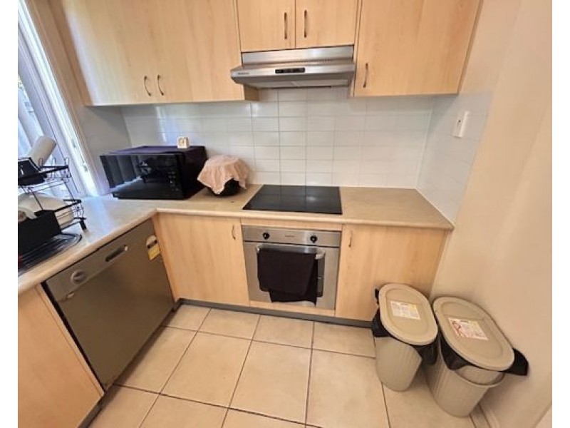 Unit 27/28 Coora Street, Wishart QLD 4122