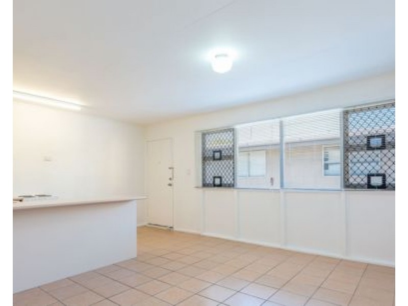 6/144 Frank St, Labrador QLD 4215