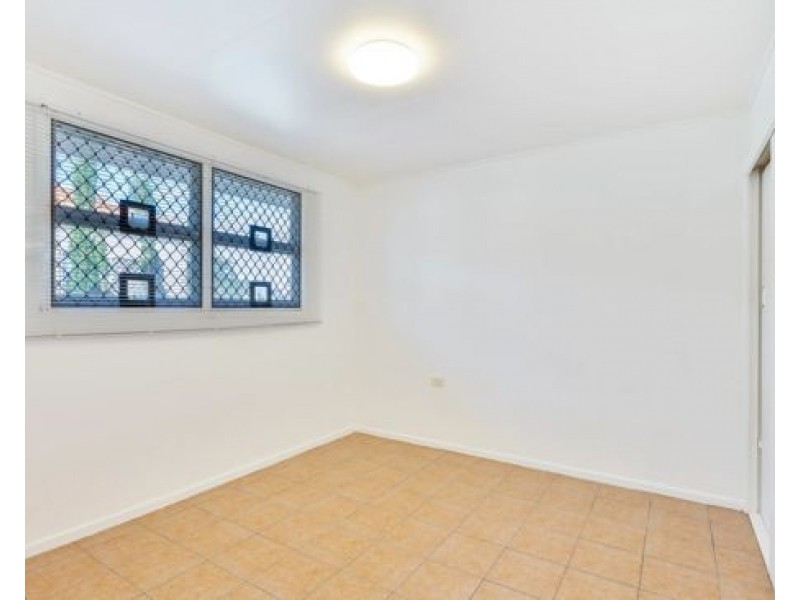 6/144 Frank St, Labrador QLD 4215