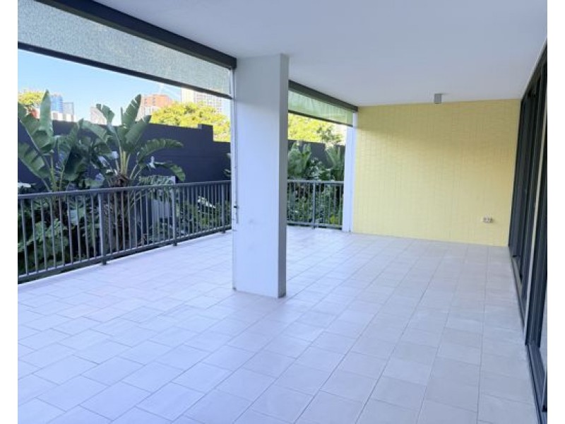 211/8 Musgrave Street, West End QLD 4101