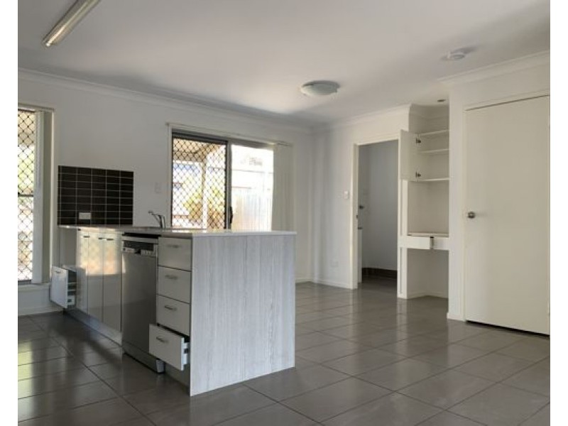 15/40 Old Logan Rd, Gailes, Camira QLD 4300