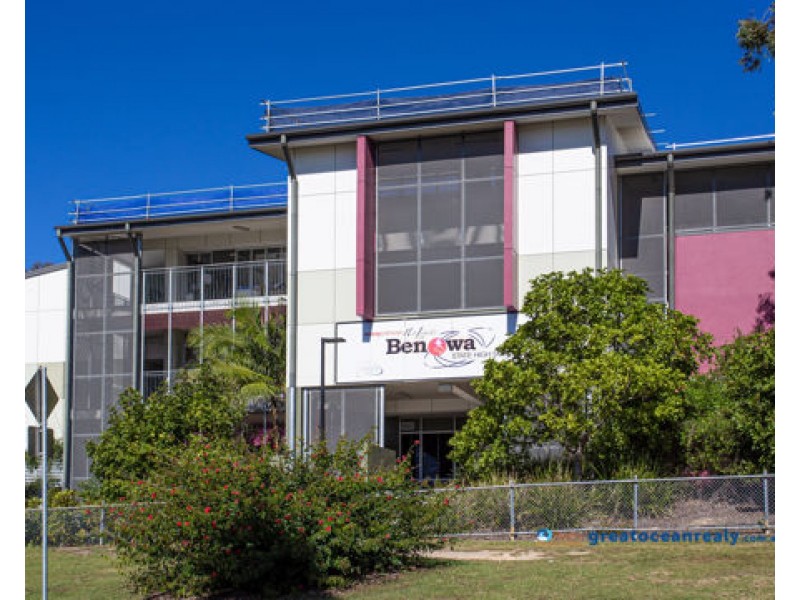 122 Sir Bruce Small Boulevard, Benowa Waters QLD 4217
