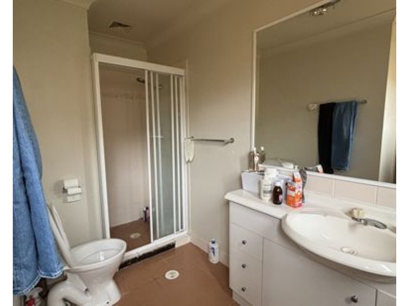 8 Manor Street, Eight Mile Plains QLD 4113