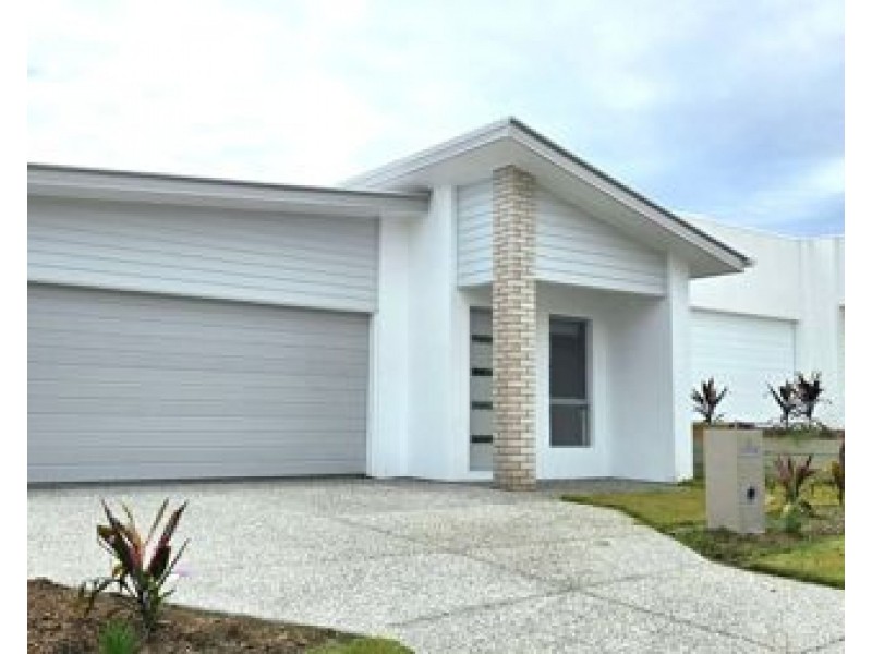 4 Barbeth Road, Greenbank QLD 4124