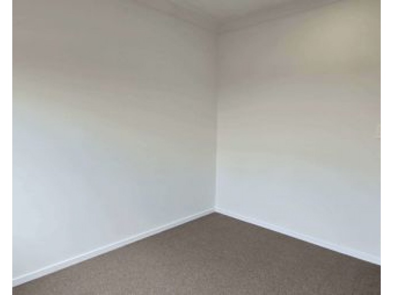 4 Barbeth Road, Greenbank QLD 4124