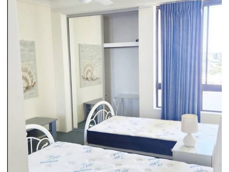 041 2890 Gold Coast Highway, Surfers Paradise QLD 4217