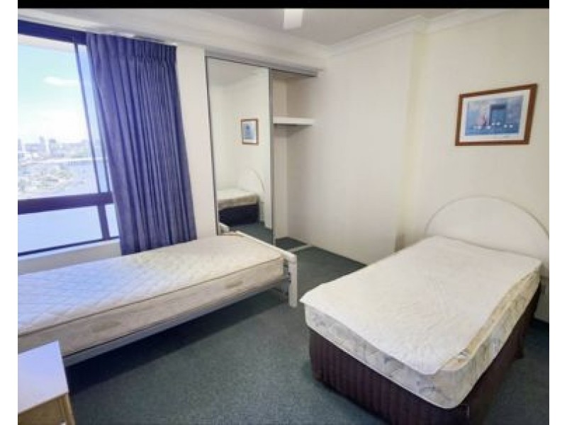 041 2890 Gold Coast Highway, Surfers Paradise QLD 4217