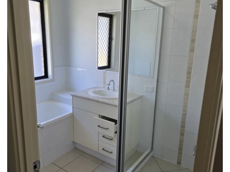 19 Burns Parade, Kallangur QLD 4503