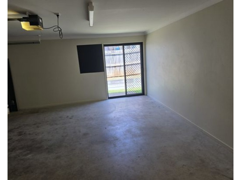 19 Burns Parade, Kallangur QLD 4503