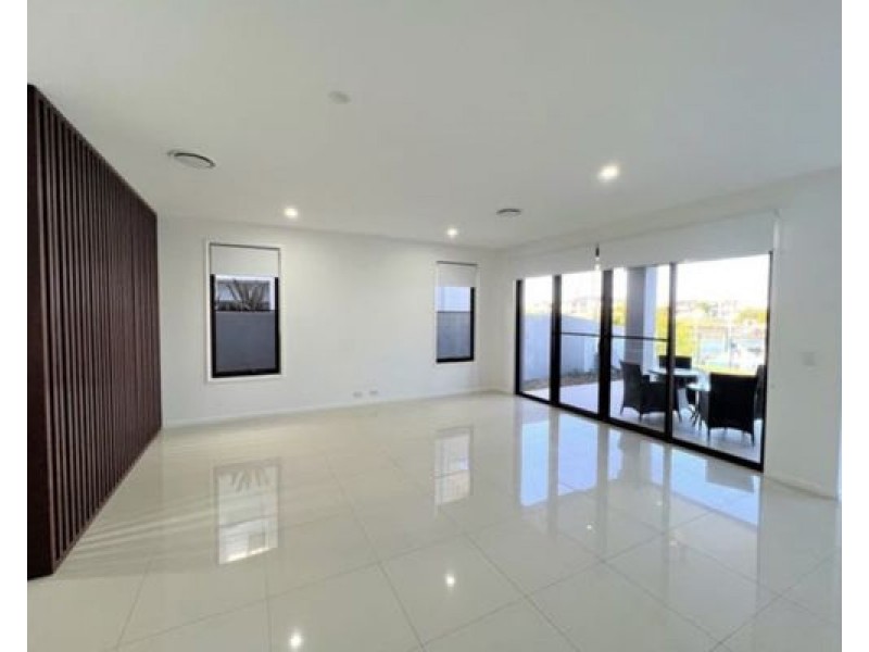 7 Park Cove Boulevard,, Hope Island QLD 4212
