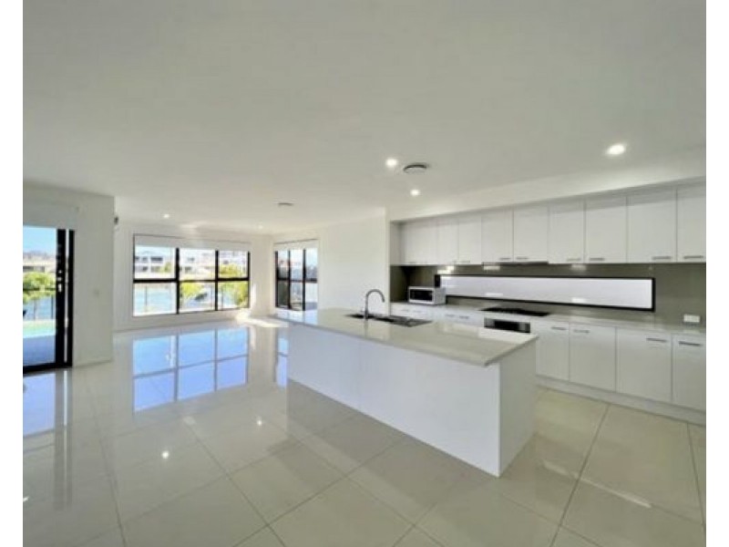 7 Park Cove Boulevard,, Hope Island QLD 4212