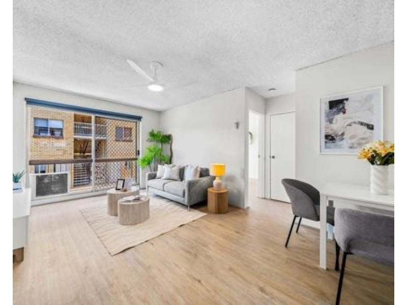 2/31 Bayliss Street, Toowong QLD 4066