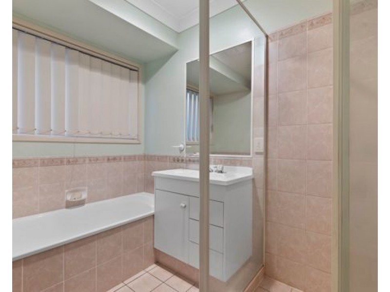 26 Solandra Crescent, Calamvale QLD 4116