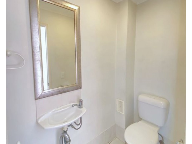 Unit 6/64 Gilston Rd, Nerang QLD 4211
