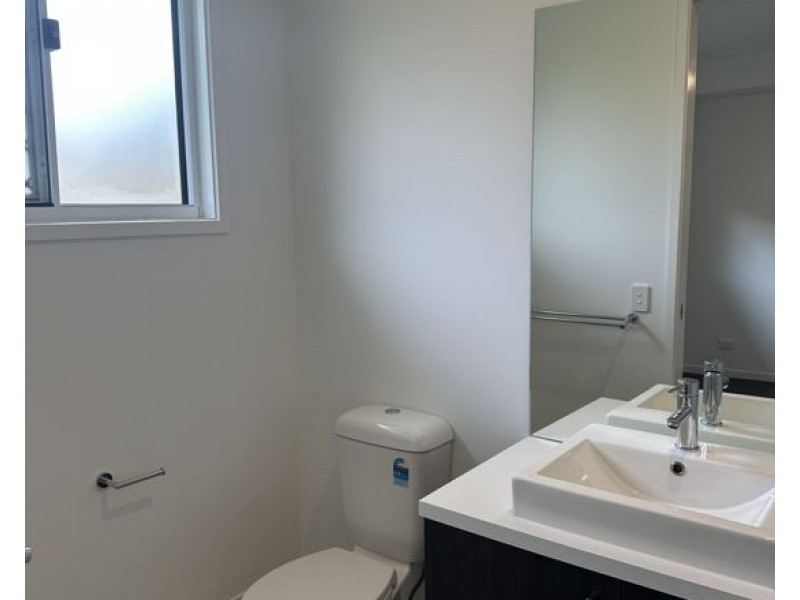 8/1600 WYNNUM ROAD, Tingalpa QLD 4173