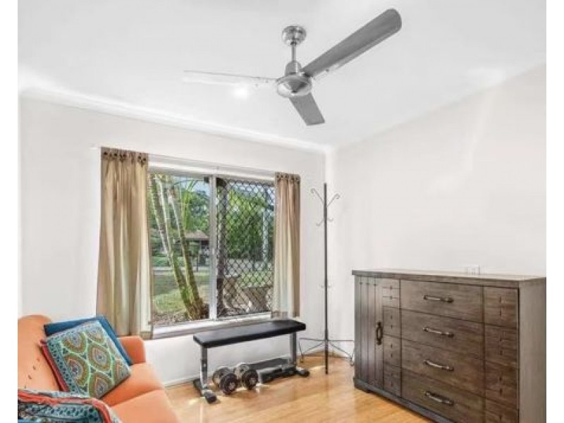68 Dobell Street, Indooroopilly QLD 4068