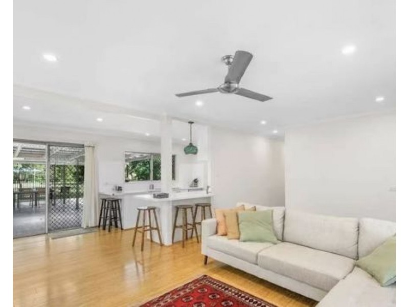 68 Dobell Street, Indooroopilly QLD 4068