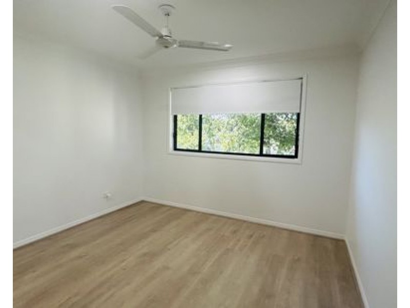 8 Rix Drive, Upper Coomera QLD 4209