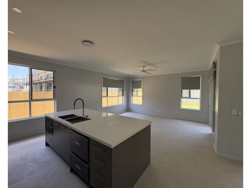 37 Neiwand Street, Calamvale QLD 4116