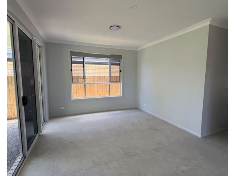 37 Neiwand Street, Calamvale QLD 4116