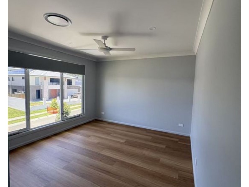 37 Neiwand Street, Calamvale QLD 4116