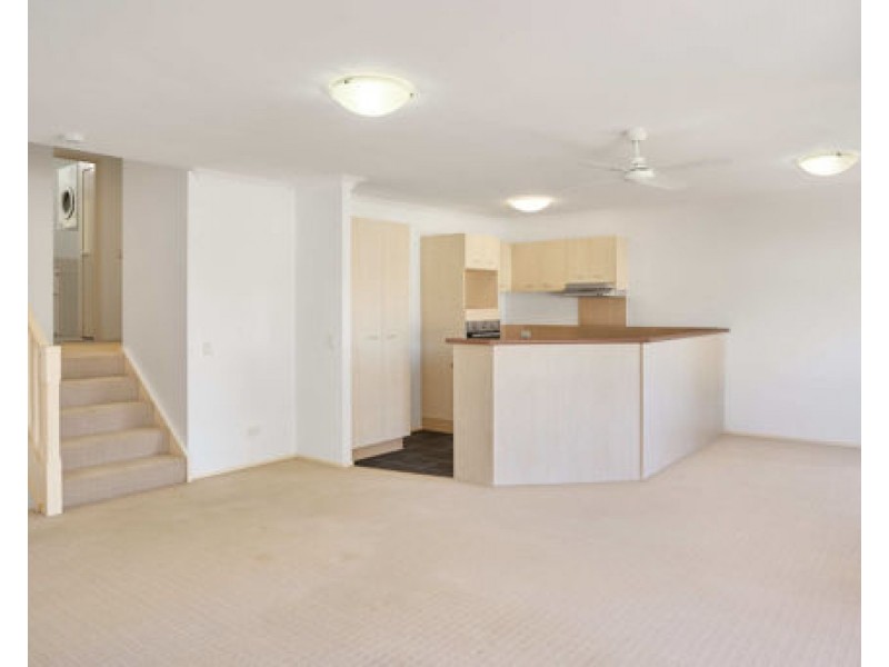 37/757 Ashmore Road, Molendinar QLD 4214
