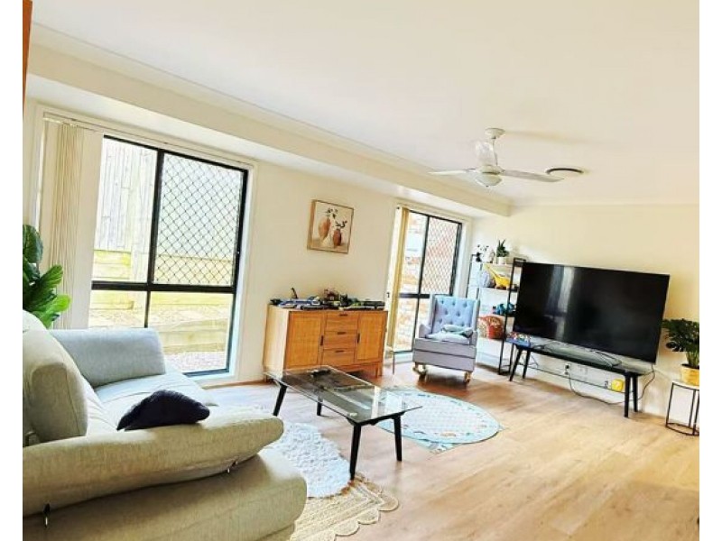 10 Hernandia Place, Mackenzie QLD 4156